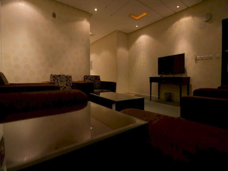 Rest Night Hotel Suites- Al Falah Эр-Рияд Экстерьер фото