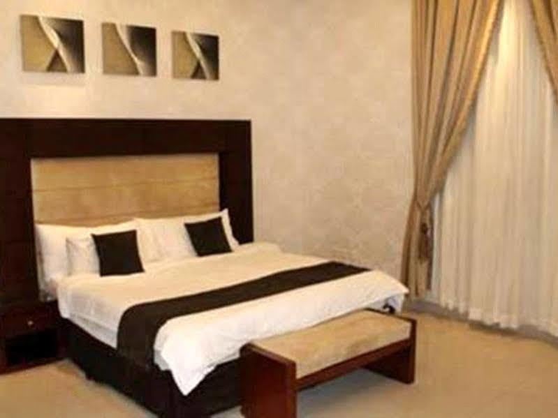 Rest Night Hotel Suites- Al Falah Эр-Рияд Экстерьер фото